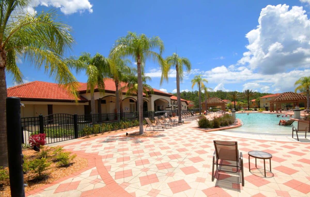 Four Bedroom W/ Screened Pool Close To Disney 4572 Kissimmee Luaran gambar