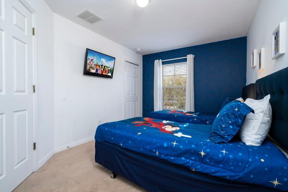 Four Bedroom W/ Screened Pool Close To Disney 4572 Kissimmee Luaran gambar