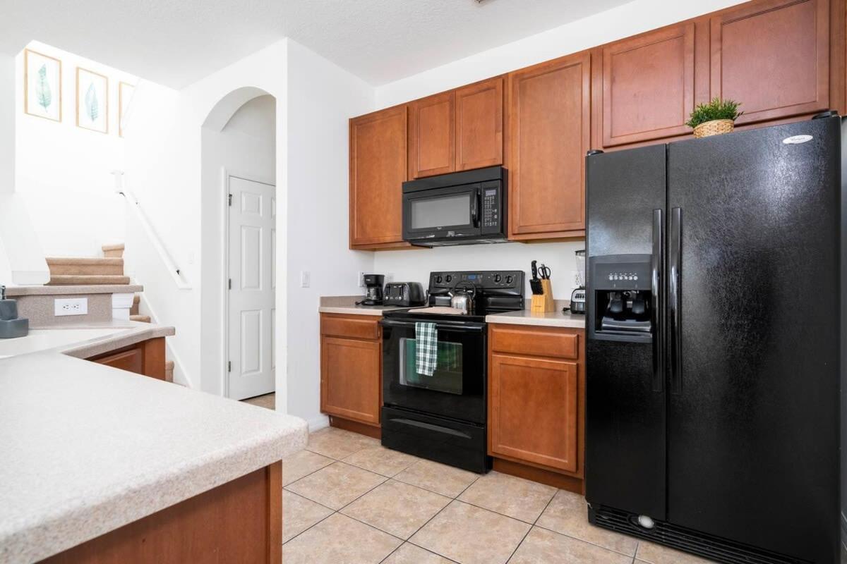 Four Bedroom W/ Screened Pool Close To Disney 4572 Kissimmee Luaran gambar